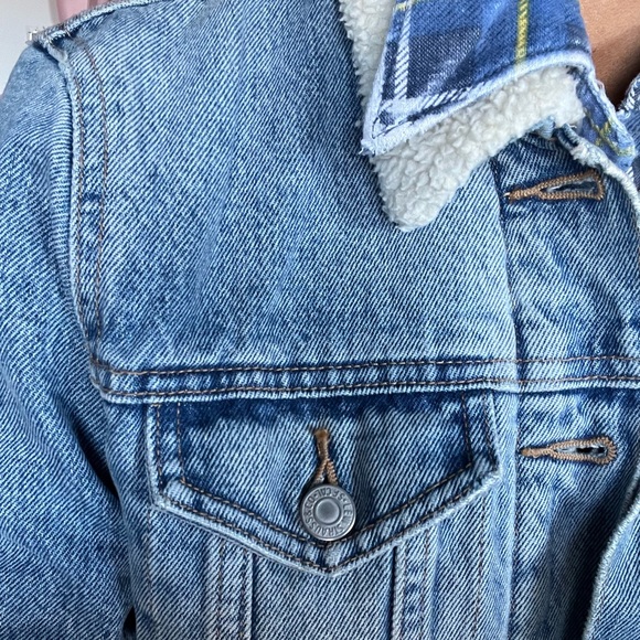 levis trucker sherpa denim jacket - Picture 5 of 11